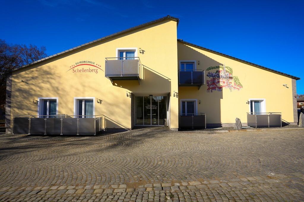 Boardinghouse Schellenberg Hotel Donauwoerth Exterior photo